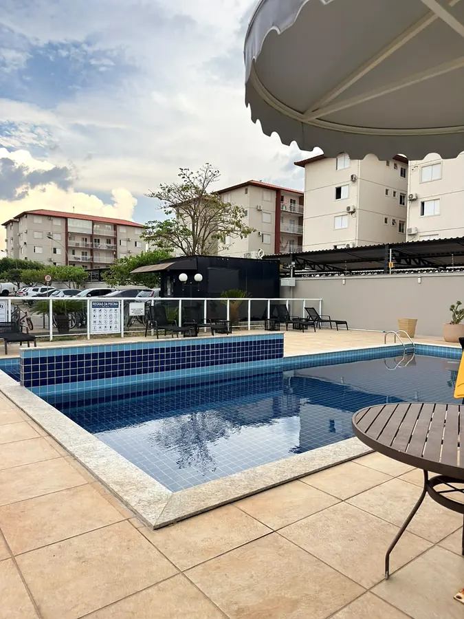 Piscina do condomínio